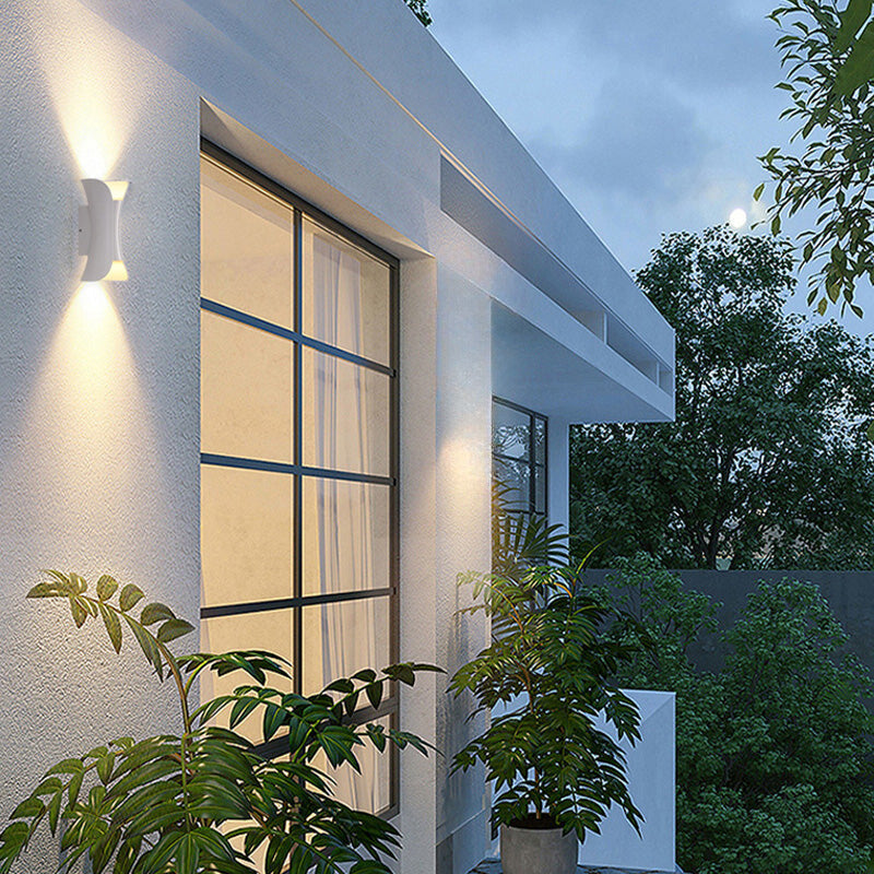 Waterproof Curved LED Outdoor Sconce Hardwired Wall Light for Patio Garden & Entryway | Thomler