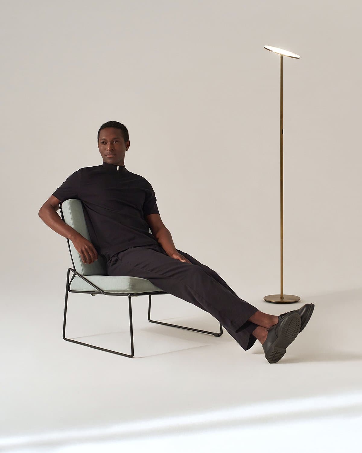 Vloerlamp LED Modern Dimbaar Slank Design Zwart Staande Lamp | Sansoti