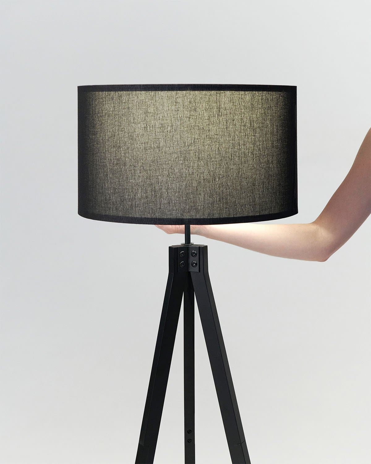 Vloerlamp Tripod Houten Driepoot 152cm Met Stoffen Kap LED | Sansoti
