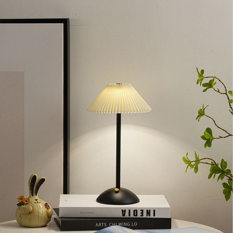Table Lamp Iron 11.7 in USB Plug-In Scandinavian Style Bedside Living Room Bedroom Study Light | Thomler