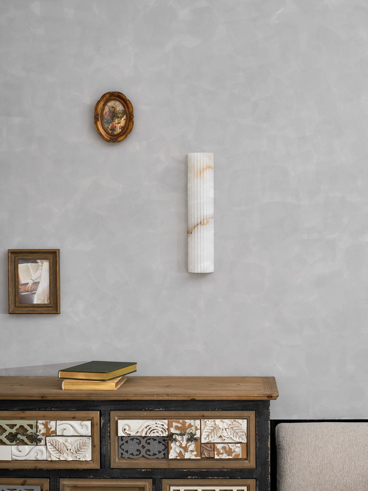 Alabaster Wall Light 11.8 in Integrated LED Indoor Ribbed Sconce Bedroom Hallway Ambient Lighting Fixture | Thomler