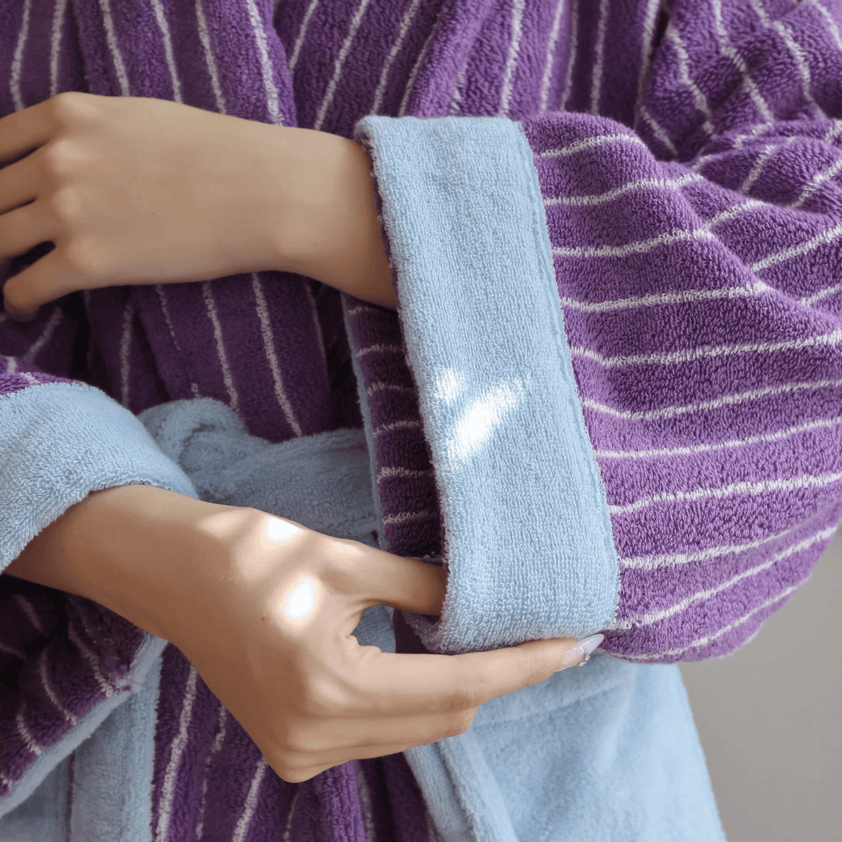 Organic Cotton Striped Terry Robe for Women – Soft Jacquard Loungewear Bathrobe with Coordinated Two-Tone Colors for Everyday Comfort | Thomler