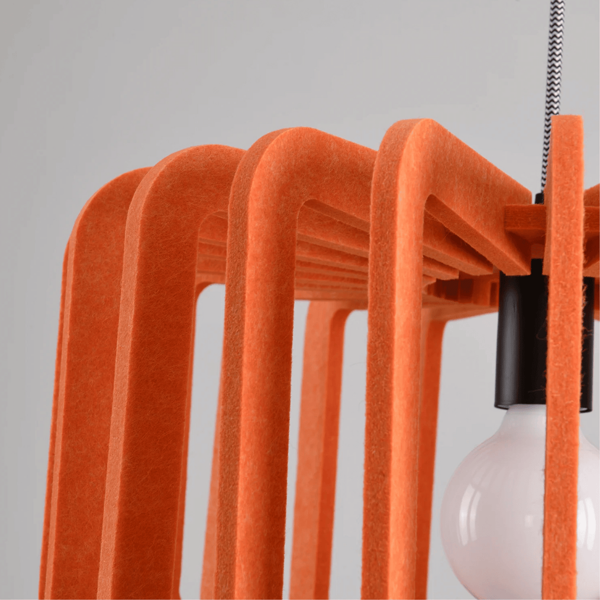 Noise-Reducing Felt Hanging Lamp – Sound-Absorbing Cone Pendant for Dining Rooms, Cafes & Open Spaces | Thomler