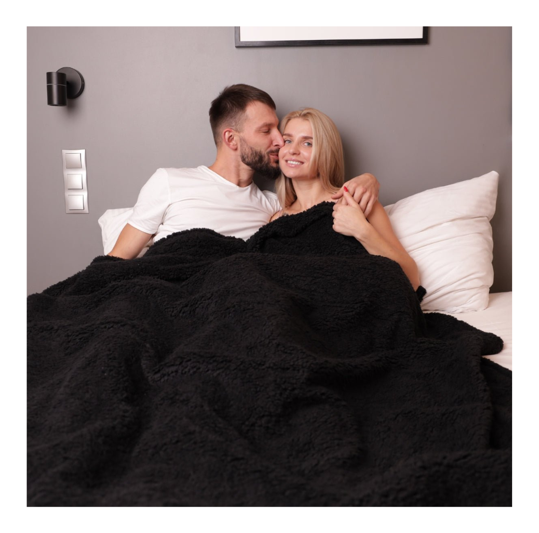 Waterproof Throw Blanket for Couch, Bed & Car – Soft Machine Washable Protection | Thomler