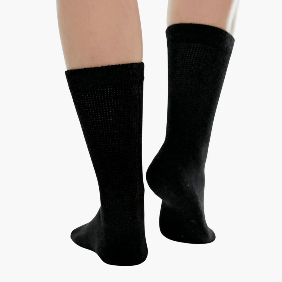 Seamless Diabetic Socks for Neuropathy & Circulation Support – Non-Binding Cushioned Foot Care | Thomler