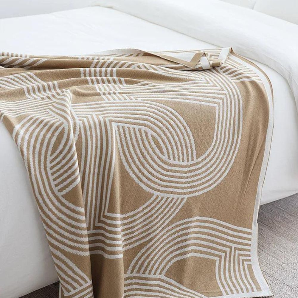 Reversible Geometric Knit Throw Blanket – Lightweight Microfiber for Couch, Bed & Decor | Thomler