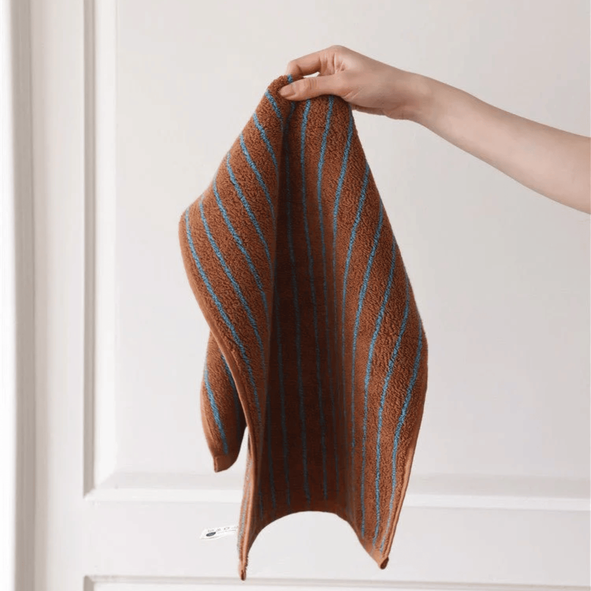 Vintage Stripe Bath & Face Towels – 100% Pure Cotton, Fast-Drying & Soft for Everyday Use | Thomler