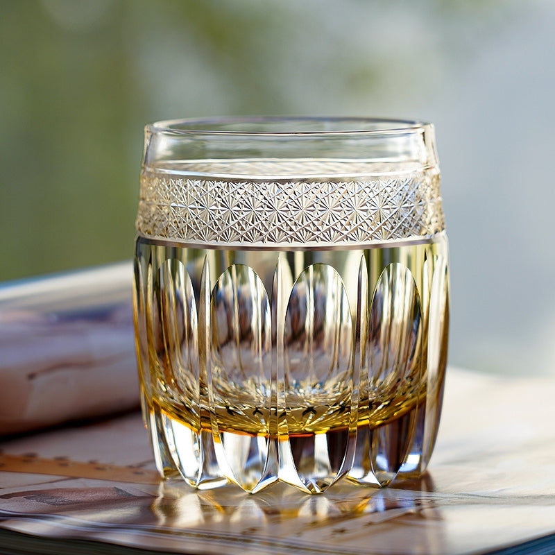Hand-Cut Crystal Whisky Glass with Starburst Pattern, Gift-Boxed Japanese Tumbler for Spirits | Thomler