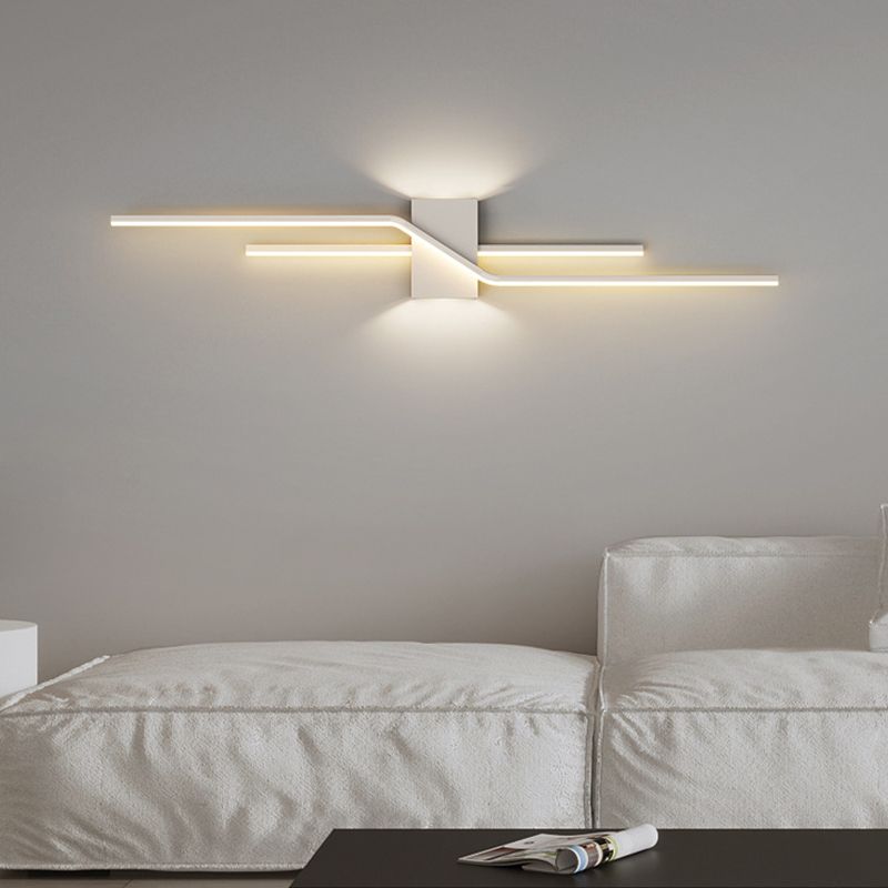 Sleek Linear Metal Wall Light with LED Acrylic Diffuser for Bathroom Bedroom Living Room | Thomler