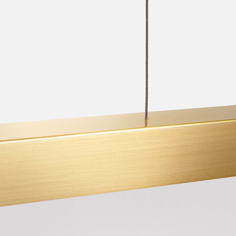 Modern Asymmetric Linear Pendant Light – Black & Gold Metal LED Ceiling Fixture for Dining Room & Living Room | Thomler