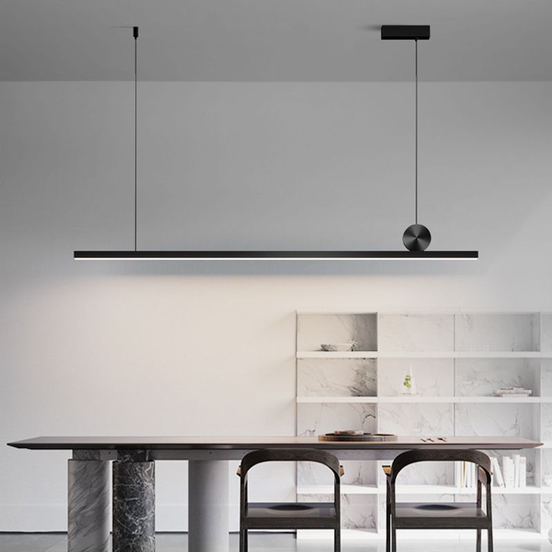 Modern Asymmetric Linear Pendant Light – Black & Gold Metal LED Ceiling Fixture for Dining Room & Living Room | Thomler