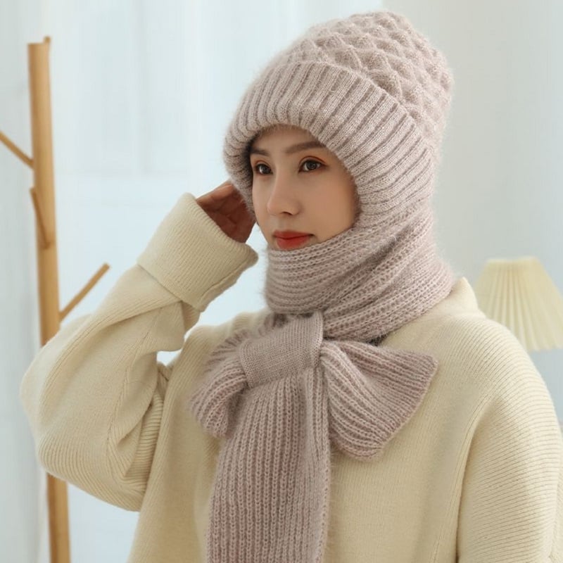 Thermal Hooded Scarf with Built-In Face Mask and Ear Coverage for Winter Outdoor Activities | Thomler