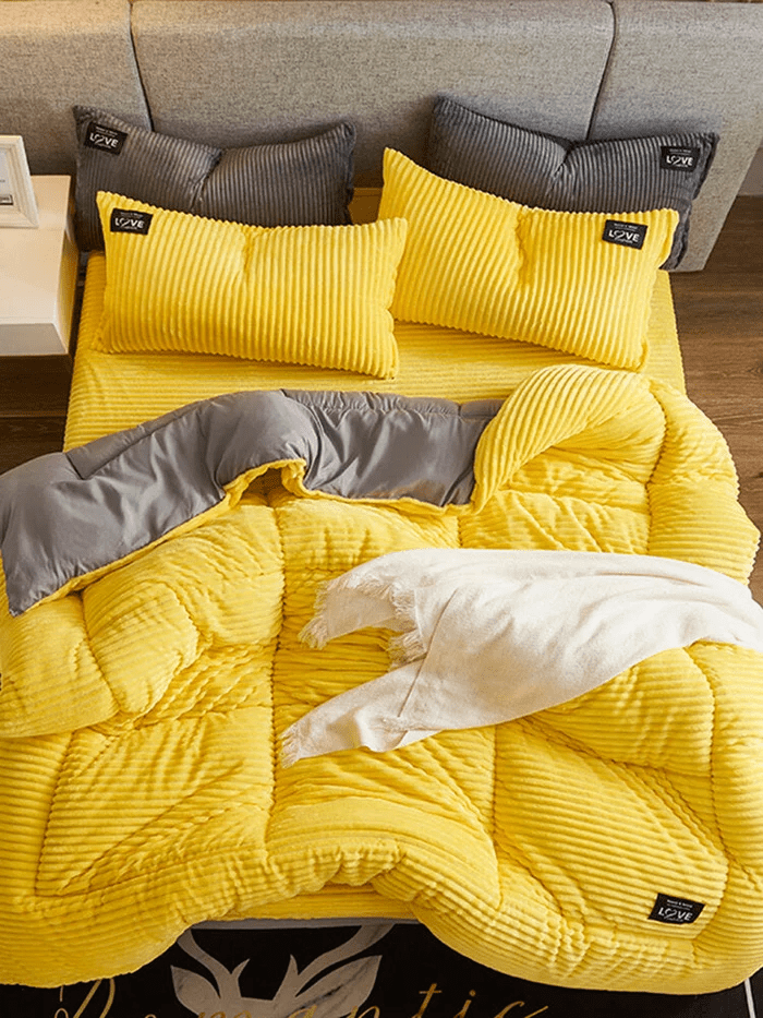 Plush Velvet Bedding Set – Ultra-Soft Coral Fleece Winter Duvet Cover with Fitted Sheet & Pillowcases for Cozy Warmth | Thomler