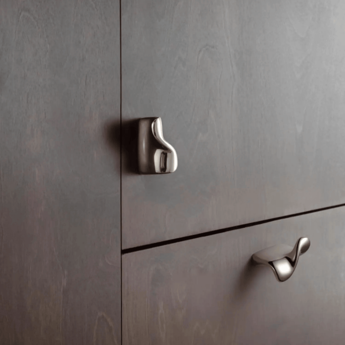 Solid Brass Cabinet Pulls & Drawer Hardware – Sleek Modern Design for Kitchen & Furniture | Thomler