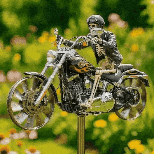 Skeleton Biker Wind Spinner Garden Stake Metal Chopper Motorcycle Lawn Ornament Outdoor Yard Art Halloween Decoration Spinning Wheels for | Thomler