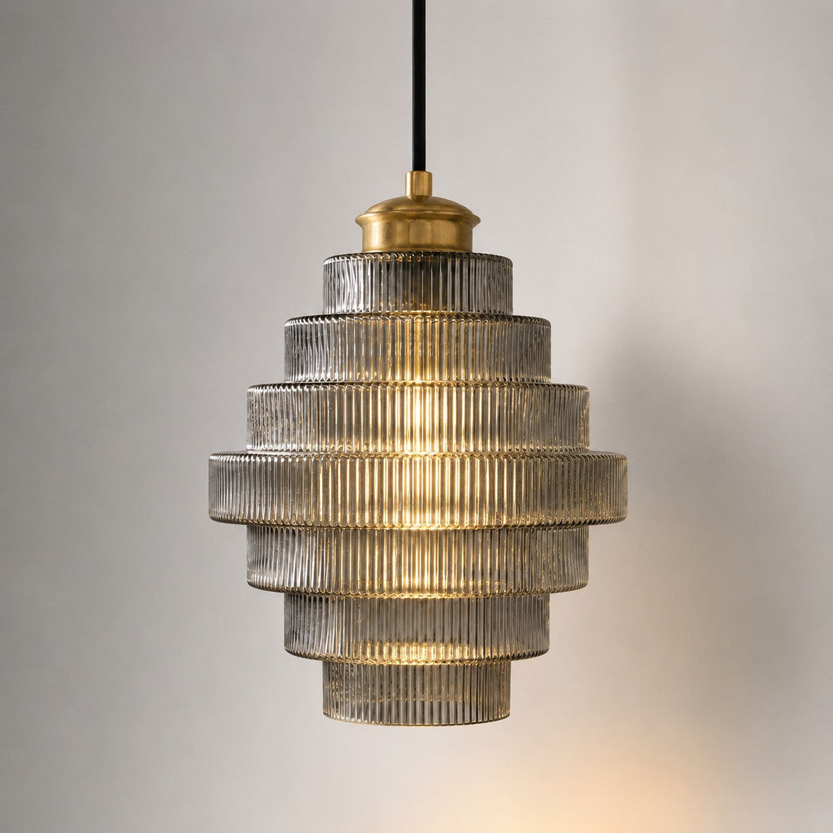 Vintage Layered Glass Ceiling Lamp with Textured Ridges – Statement Hanging Fixture for Dining Rooms, Kitchens & Bedrooms | Thomler