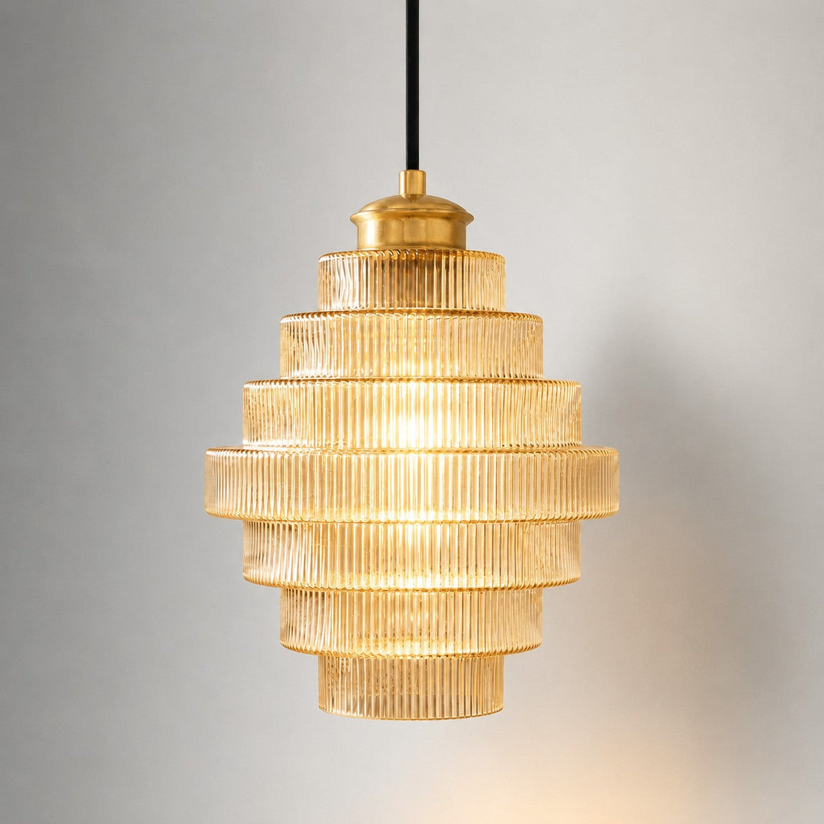 Vintage Layered Glass Ceiling Lamp with Textured Ridges – Statement Hanging Fixture for Dining Rooms, Kitchens & Bedrooms | Thomler