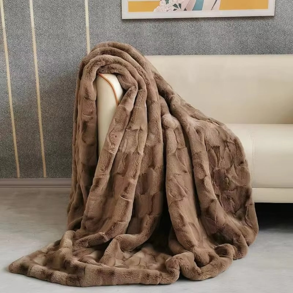 Plush Double-Layer Faux Mink Throw Blanket – Premium Microfiber for Beds & Couches, Machine Washable, Ultra Cozy All-Season Comfort for | Thomler