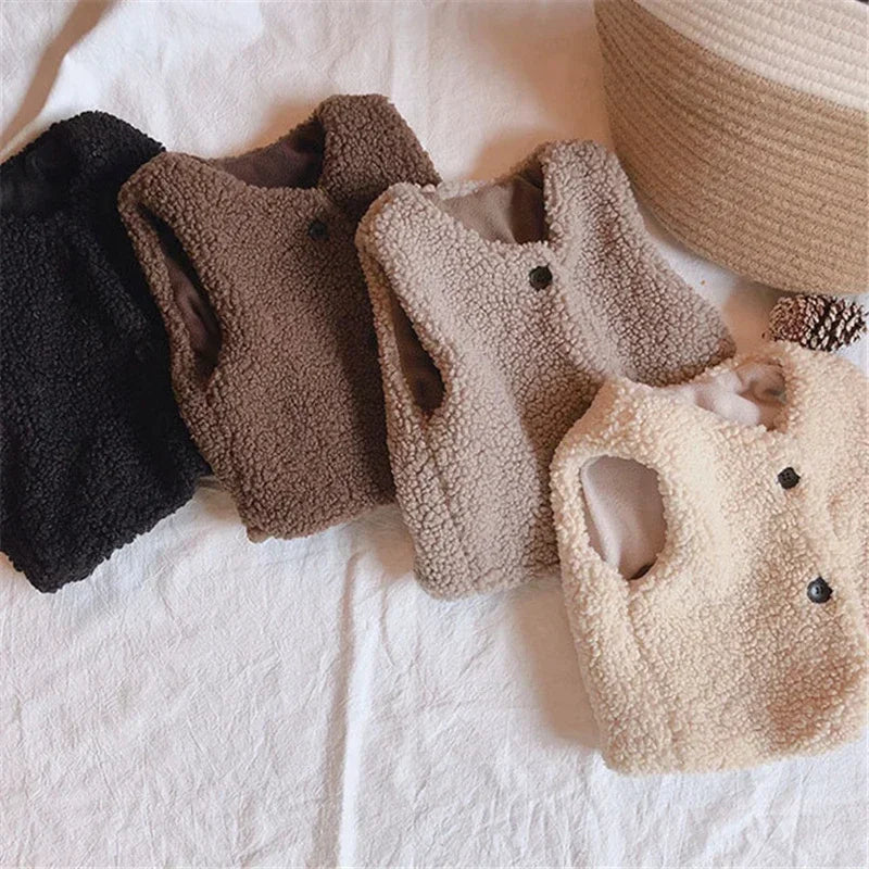 Plush Faux Shearling Vest for Toddlers & Preschoolers – Cozy Sleeveless Jacket for Boys & Girls Ages 1-6 | Thomler