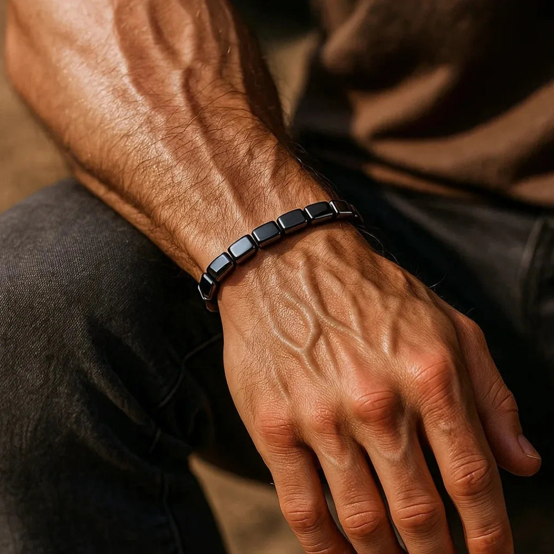 Magnetic Stone Wellness Bracelet for Daily Balance & Focus – Adjustable Unisex Design with Natural Polished Beads | Thomler