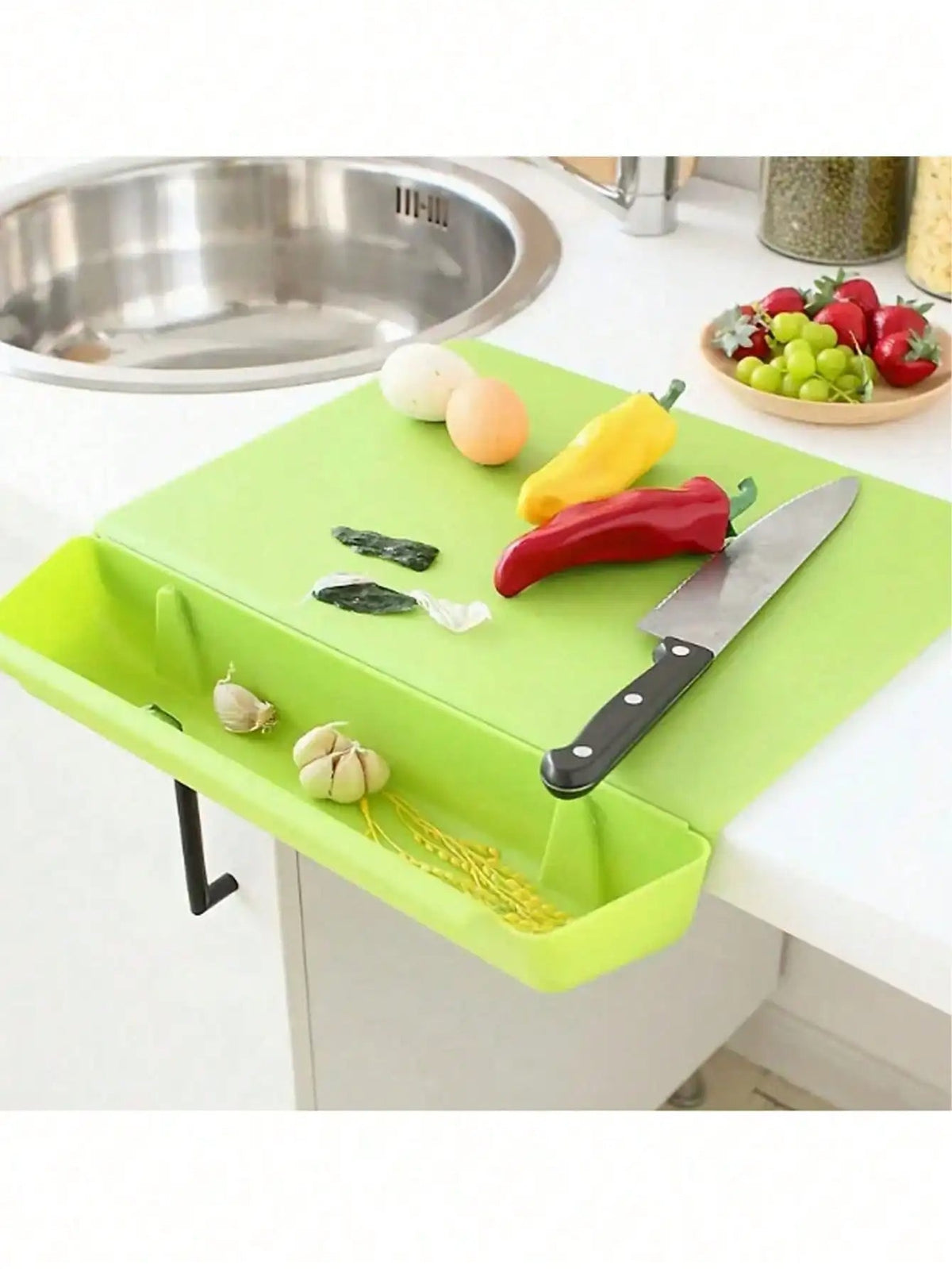 Dual-Purpose Chopping Board with Built-In Catch Basin for Meal Prep & Waste | Thomler