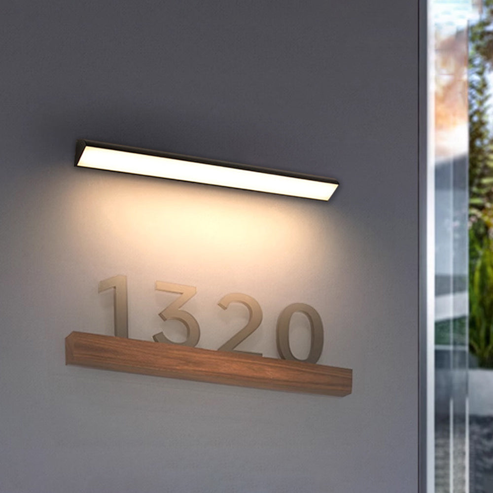 Weather-Resistant Linear LED Outdoor Sconce for Patio & Entryway – Black Finish | Thomler