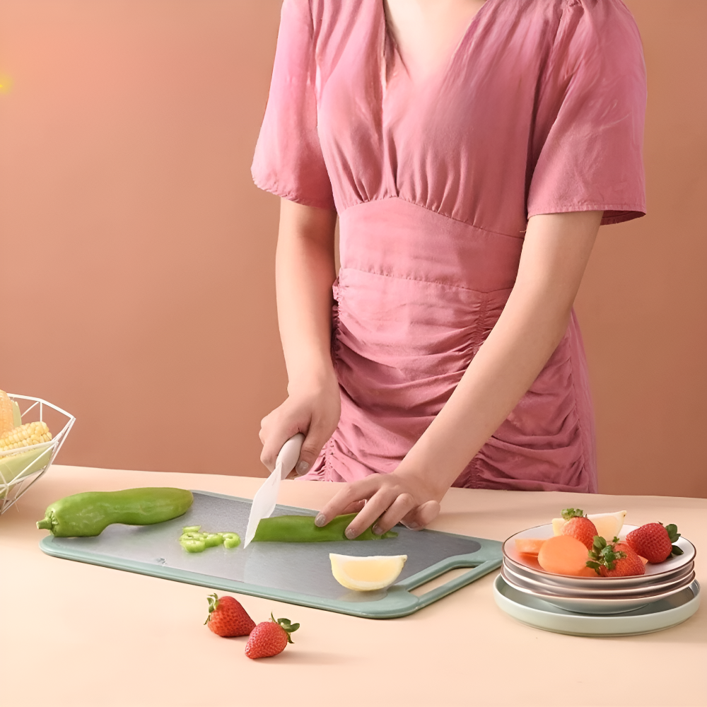 Reversible Cutting Board with Stainless Steel & Rice Fiber Surfaces Plus Built-In Garlic Grater | Thomler