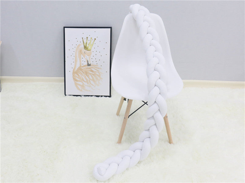 Braided Bumper Guard for Baby Bed – Soft Knot Cushion Rail Protector | Thomler