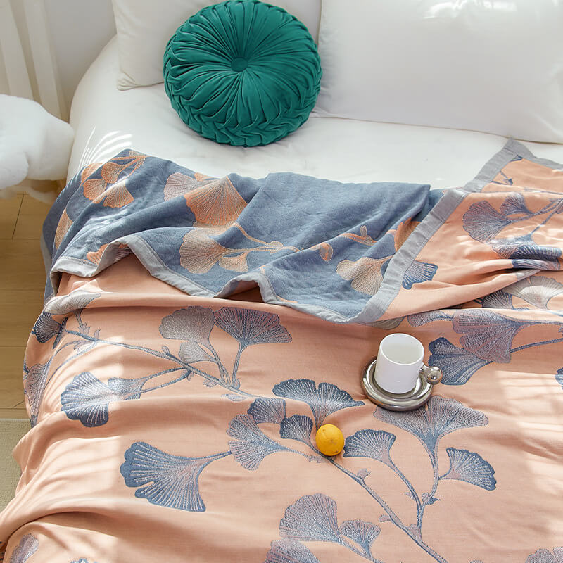 Reversible Cotton Gauze Quilt with Ginkgo Leaf Pattern – Lightweight Jacquard Bedspread for Summer & Air Conditioning – Eco-Friendly | Thomler