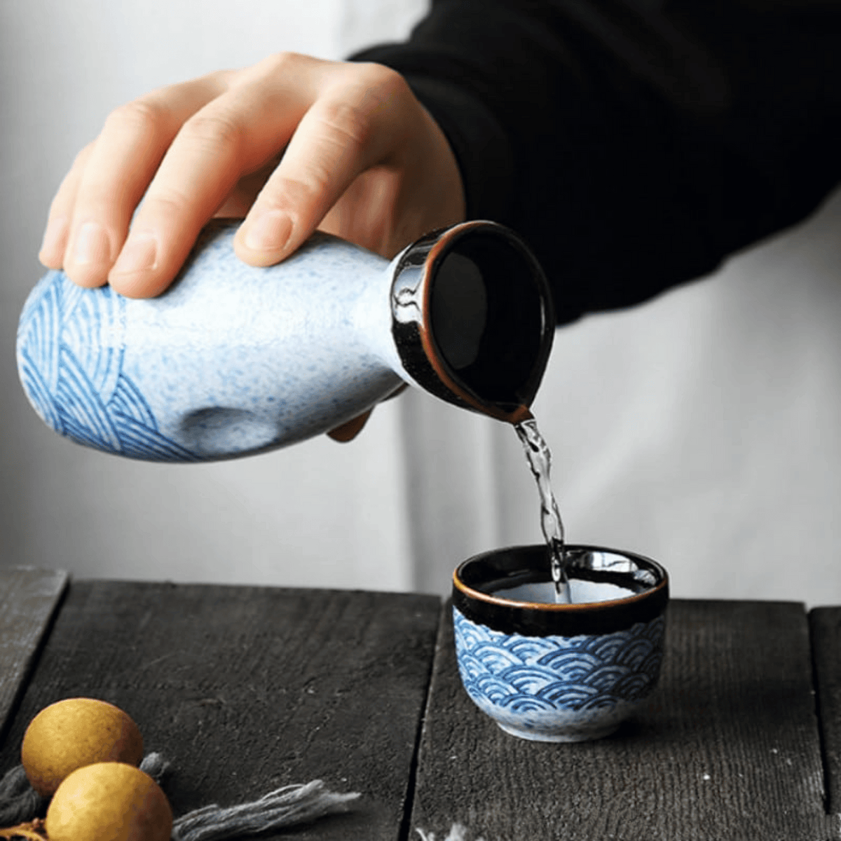 Ceramic Sake Serving Set with Carafe & Cups – Traditional Japanese Drinkware for Home Entertaining | Thomler