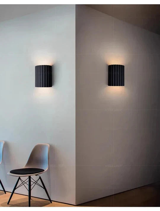 Wall Lamp Resin Ribbed 16.5 cm Terracotta Bedroom Hallway Up Down Accent Lighting Scandinavian Japandi Interior | Thomler