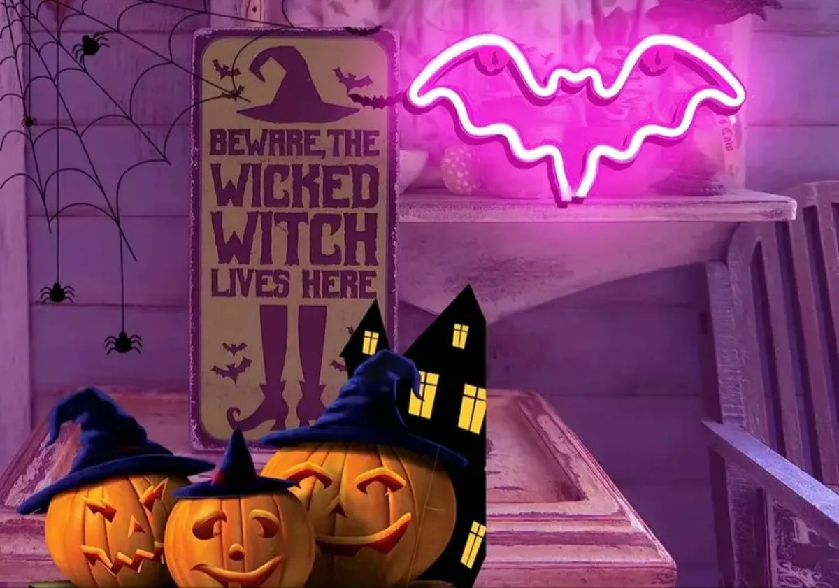 Spooky LED Nightlight with Bat & Ghost Silhouettes for Halloween Decor, Bedrooms & Parties | Thomler