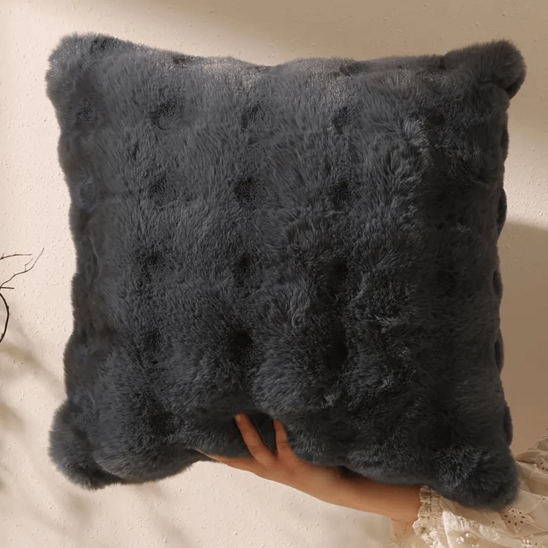 Faux Fur Throw Pillow Cases – Ultra Plush Decorative Covers with Hidden Zip for Living Room, Bedroom & Sofa | Thomler