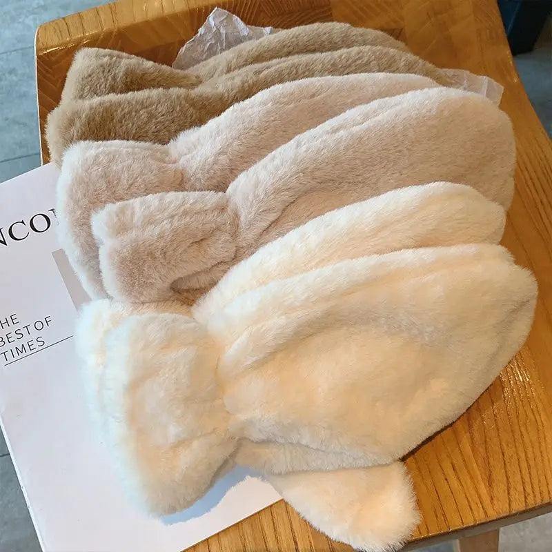 Cozy Sherpa-Lined Winter Mittens for Women – Thick Insulated Cold-Weather Hand Warmers | Thomler