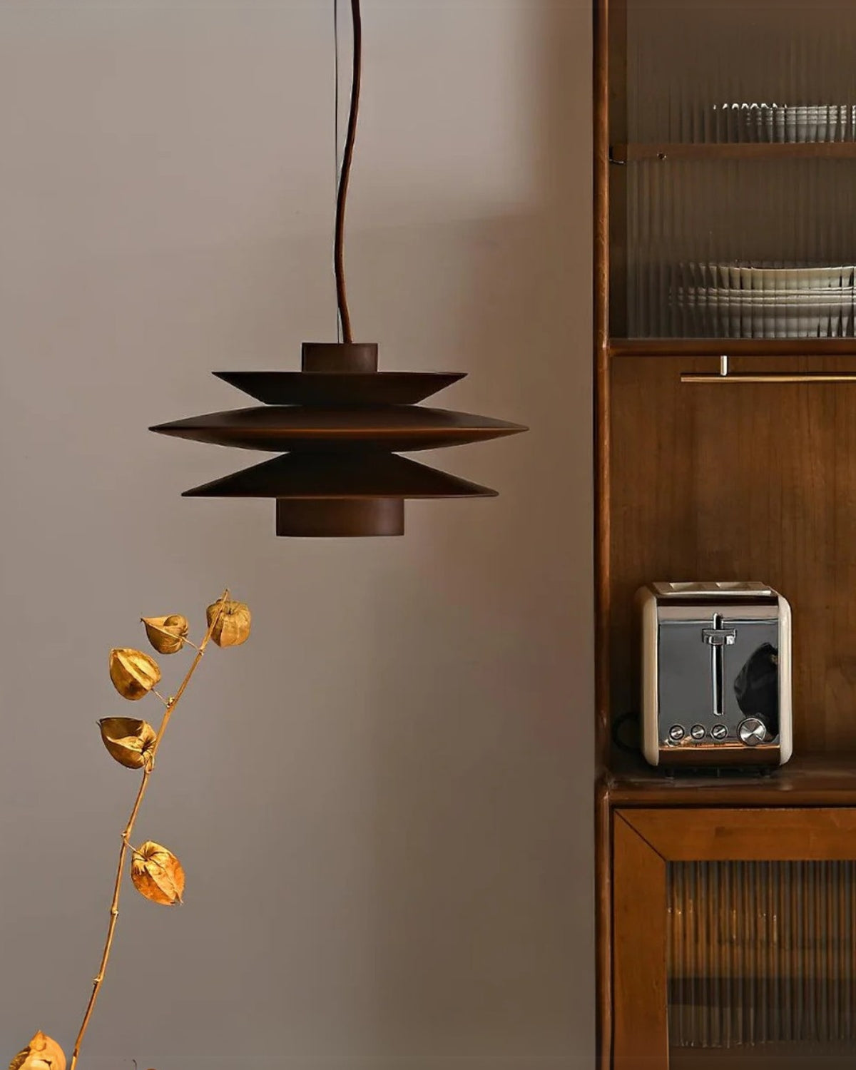 Moderne walnoot houten hanglamp met gelaagd design – stijlvolle plafondlamp voor eetkamer en woonkamer met warme lichtverspreiding | Sansoti