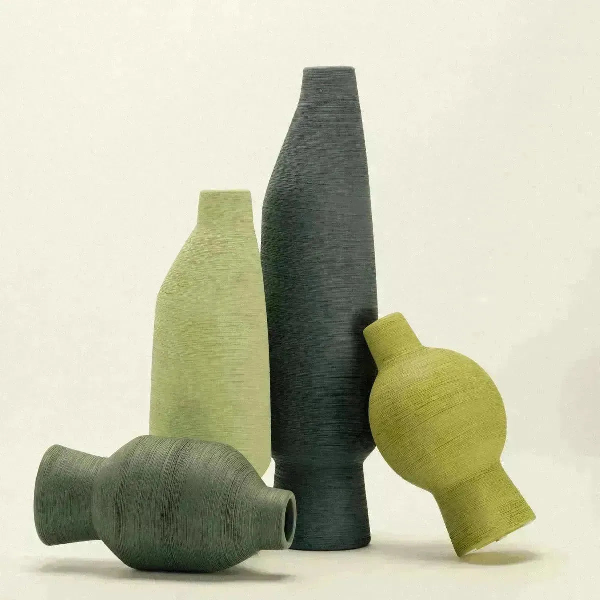 Flower Vase Ceramic 20.0 cm Green Living Room Dining Table Organic Sculptural Decorative Centrepiece Botanical Accent | Thomler