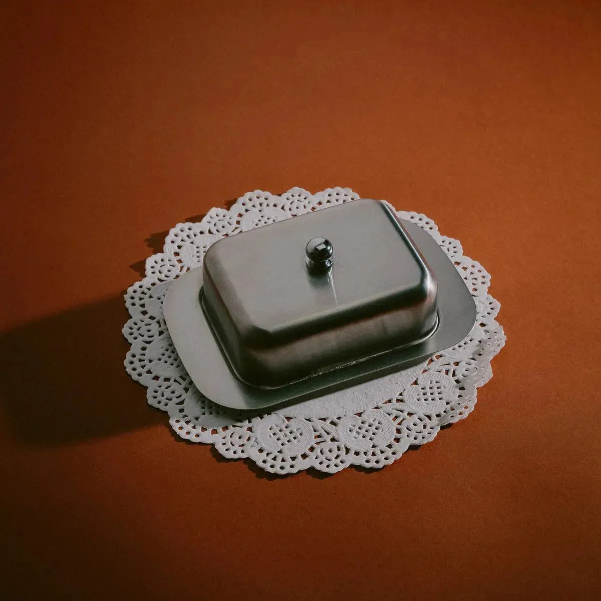 Butter Dish Stainless Steel 19.0 cm Vintage Style Table Serving Kitchen Countertop Covered Butter Keeper Container | Thomler