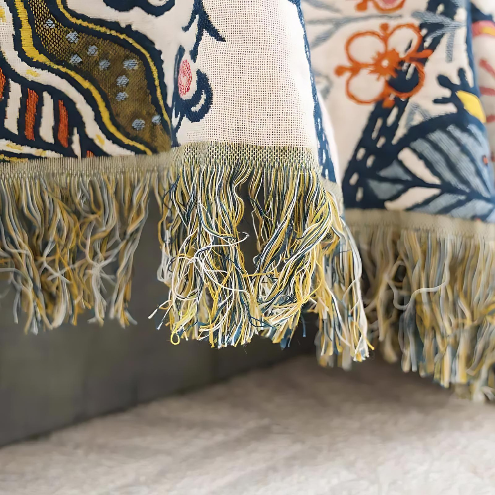 100% Cotton Jacquard Throw Blanket with Tassels – Reversible Floral Decorative Sofa Cover for All Seasons, Lightweight Woven Couch Throw | Thomler