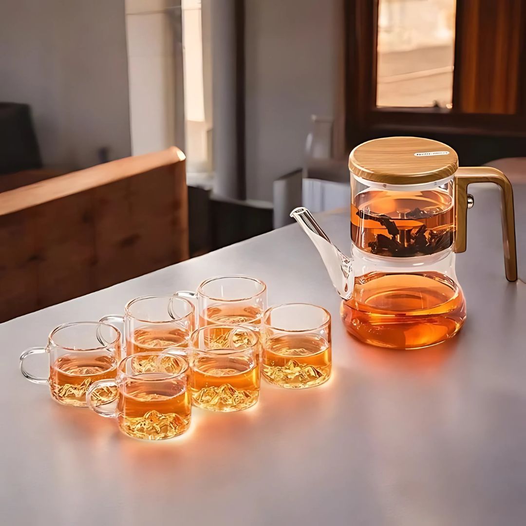 Glass Tea Brewer with Lift-Mechanism Strainer – Heat-Safe Carafe for Loose Leaf Infusion | Thomler
