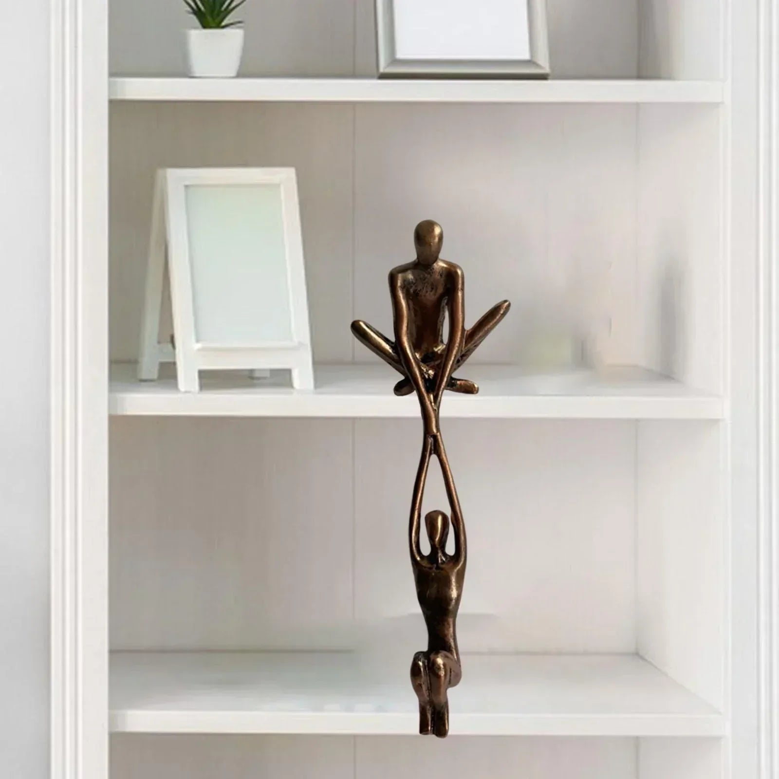 Figurine Resin 20.5 cm Romantic Shelf Decor Living Room Wedding Anniversary Gift Sculpture Balance Ornament | Thomler