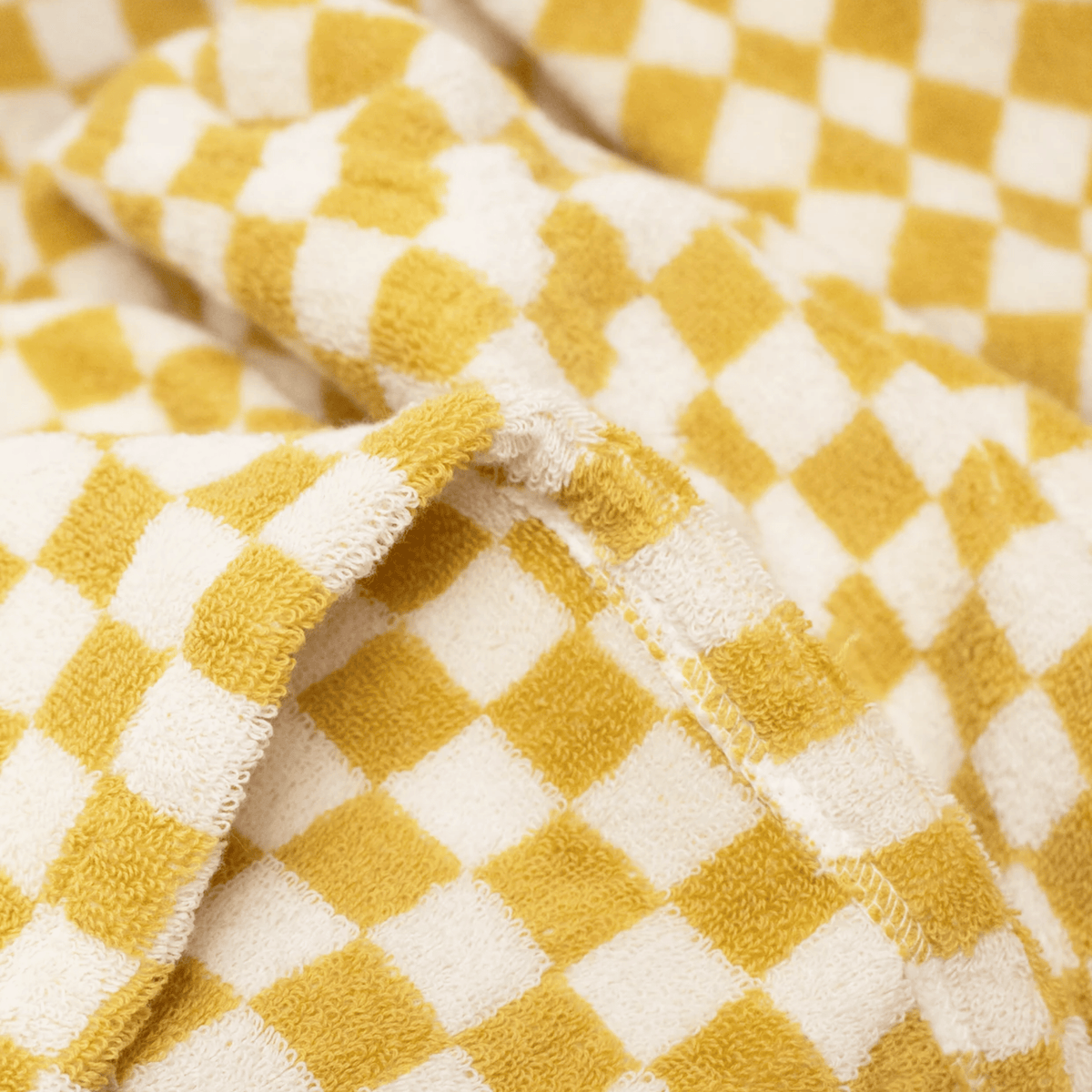 Checkered Terry Robe in Eco-Friendly Fabric for Men & Women – Soft Absorbent Loungewear for Spa Shower & Morning Routine | Thomler