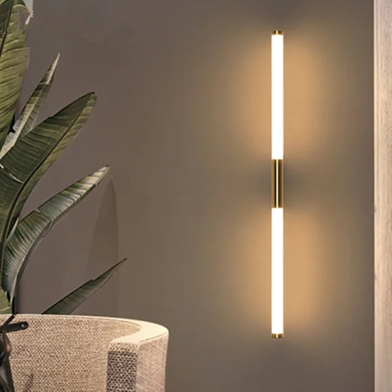 Sleek Metal Bar Vanity Light Fixture in Gold Finish for Bathroom & Bedroom | Thomler