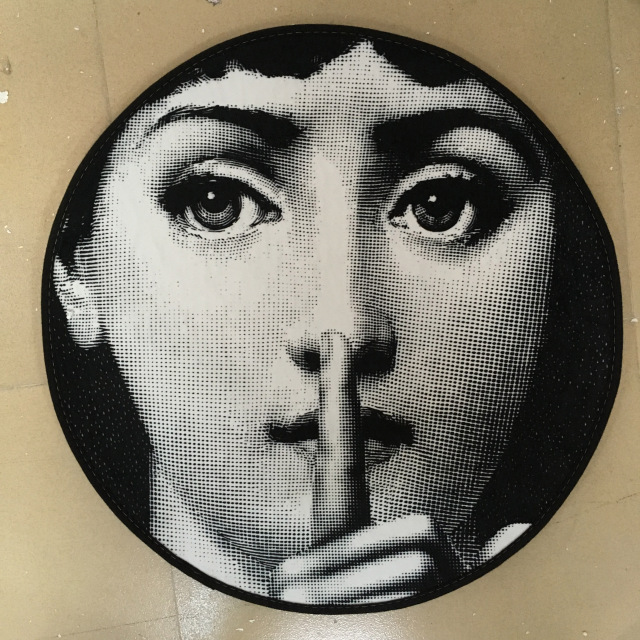Round Area Rug Face Art Design Soft Floor Mat Non-Slip Circle Carpet for Living Room Bedroom Entryway Modern Graphic Accent Rug | Thomler