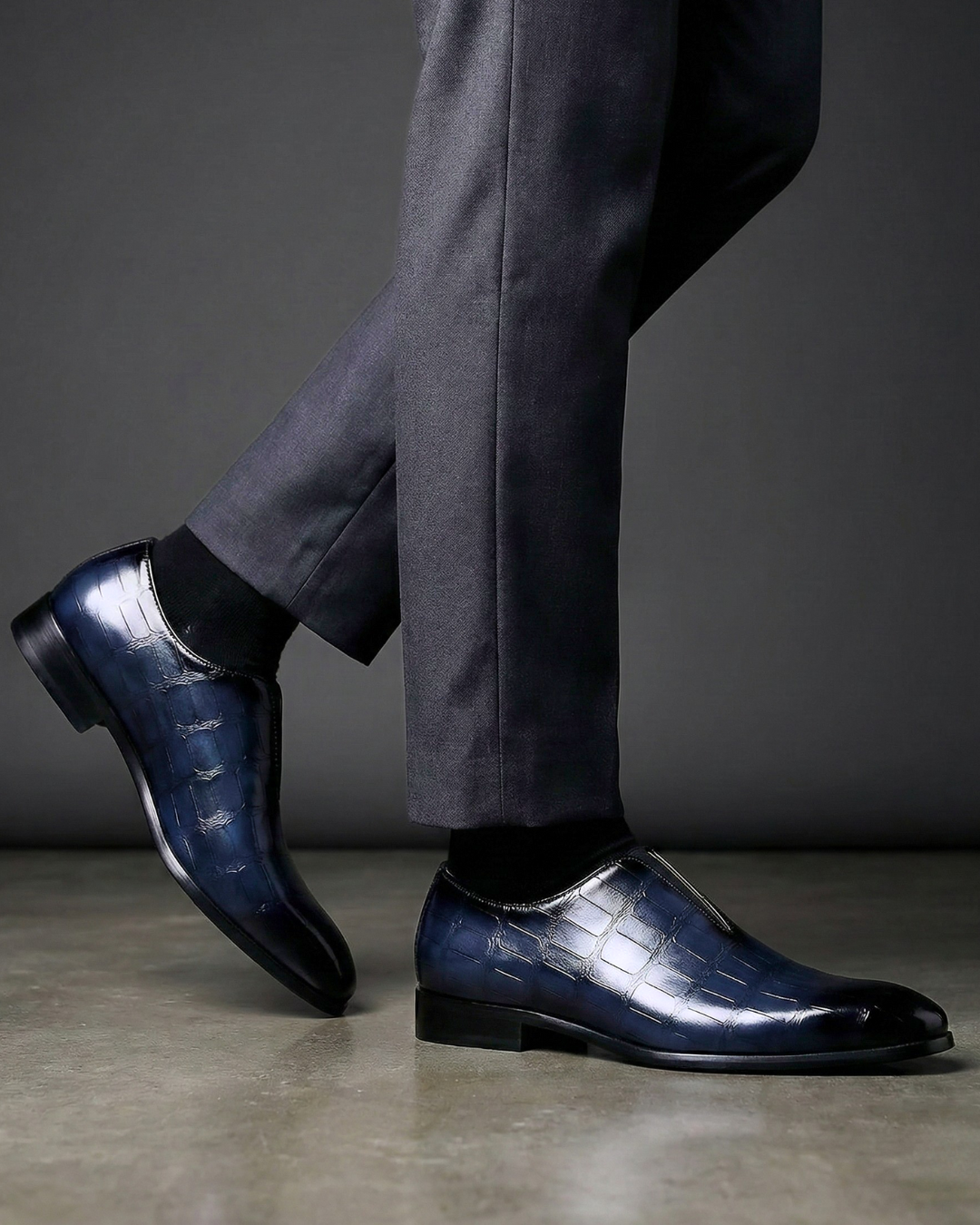 Men's Dress Loafer with Crocodile Embossed Leather Upper & Padded Footbed for Office & Formal Occasions | Thomler