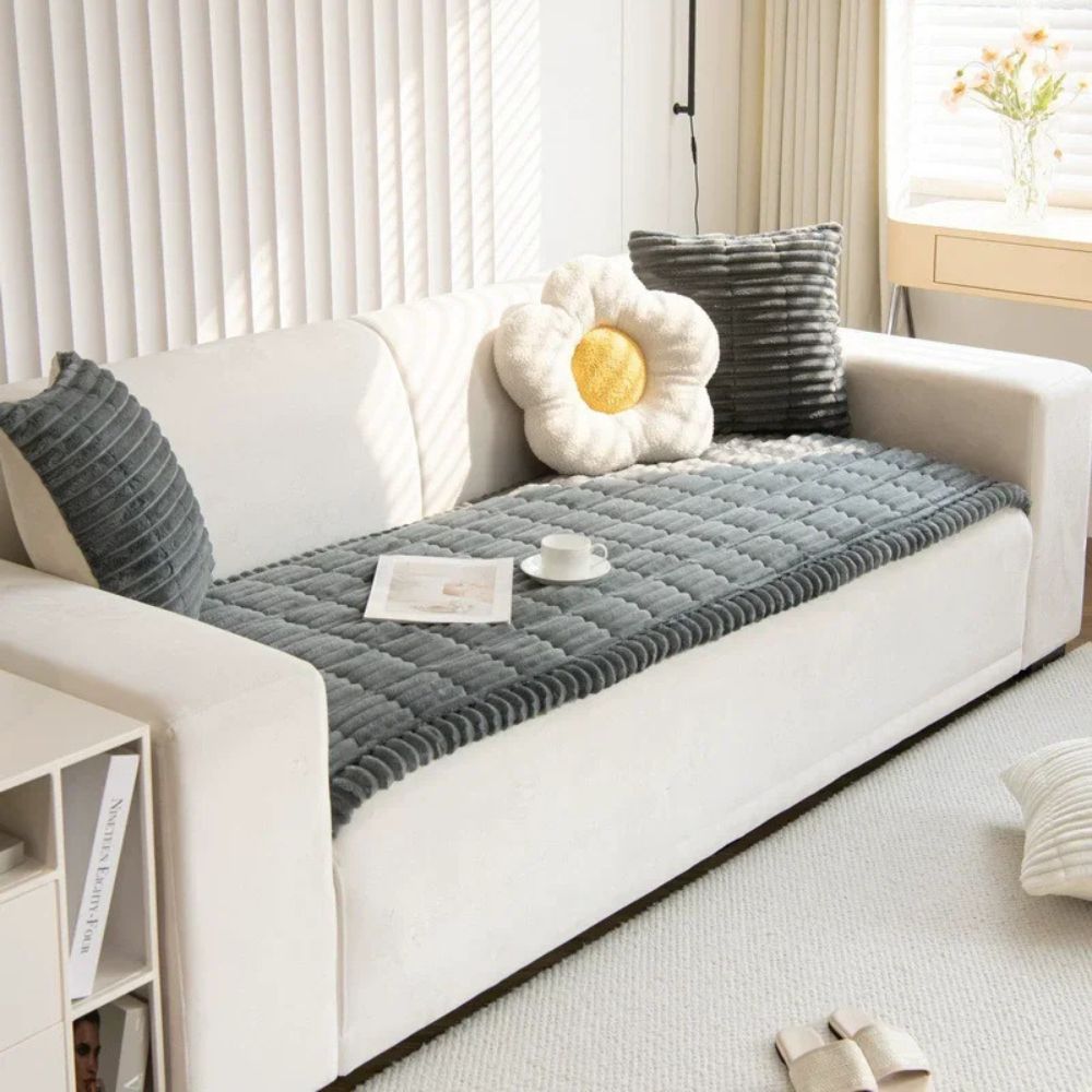 Plush Furniture Throw for Sectionals & Couches – Anti-Slip Fleece Protection for Living Room, Bedroom, Pet-Friendly Homes | Thomler