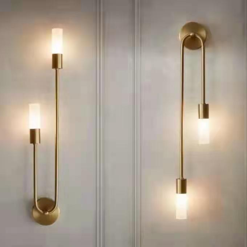 Modern 2-Light Wing Wall Sconce – Metal & Acrylic Indoor Light Fixture for Bedroom, Living Room & Hallway | Thomler