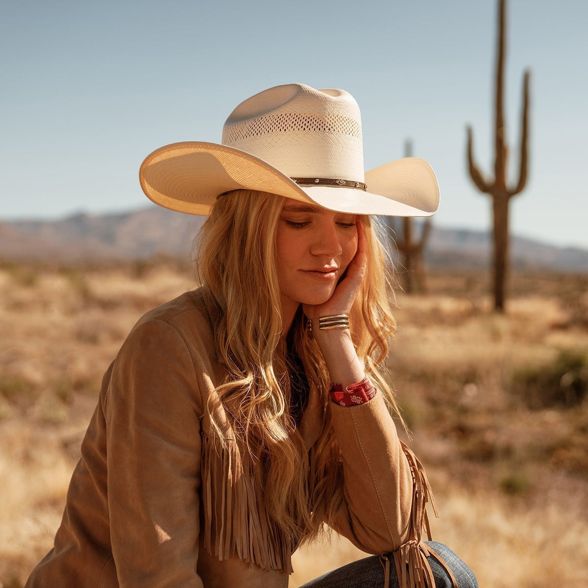 Woven Straw Western Hat Breathable Cowboy Crown Leather Band Silver Gold Accents 4.25" Brim for Summer Rodeo Ranch Outdoor Festivals | Thomler