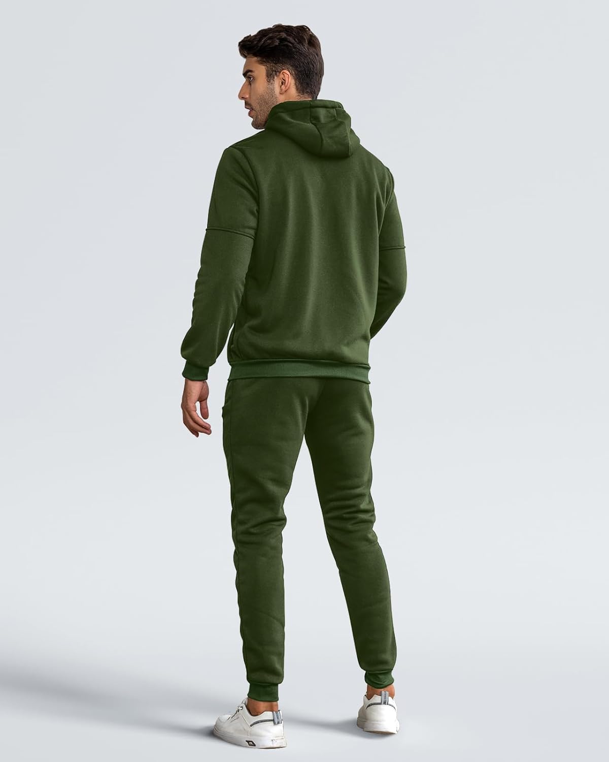 Men's Athletic Two-Piece Jogger Set with Pullover and Pants – Lightweight Breathable Tracksuit for Training, Gym & Casual Lounge Wear | Thomler