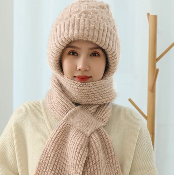 Thermal Hooded Scarf with Built-In Face Mask and Ear Coverage for Winter Outdoor Activities | Thomler
