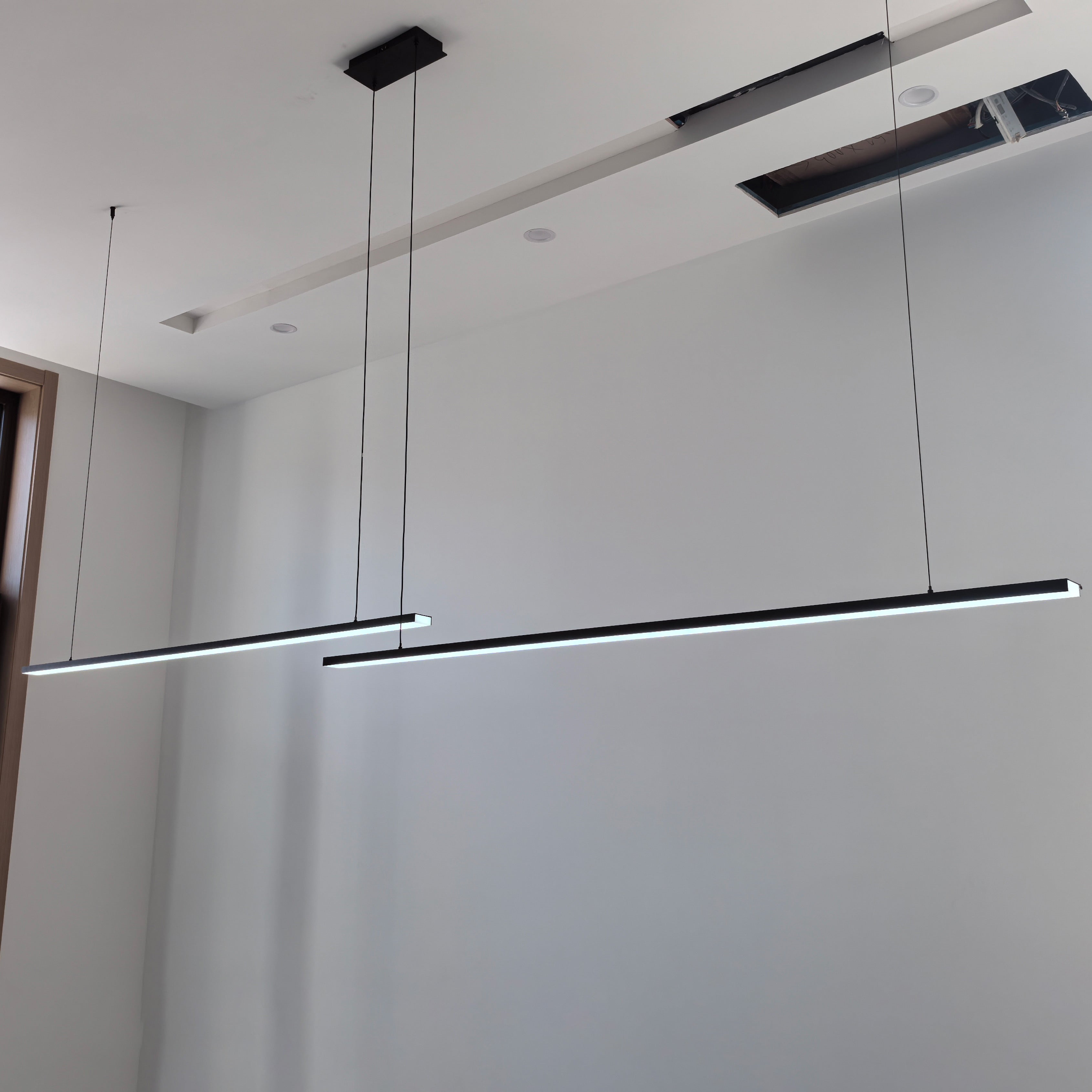 Linear Pendant Light Metal 39 in Adjustable Kitchen Island LED Warm White 3000K-6000K Modern Dining Room Hanging Lamp | Thomler